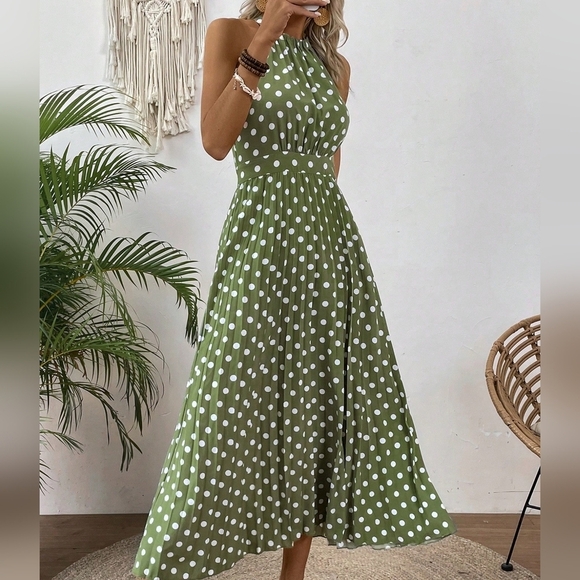 Polka Dot Print Halter Neck Dress - Picture 3 of 6
